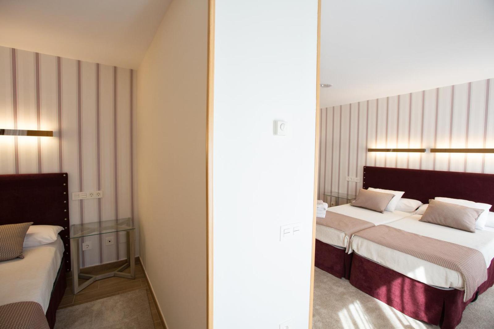 Hotel La Casona De Llerices กังกัส เด โอนิส ภายนอก รูปภาพ