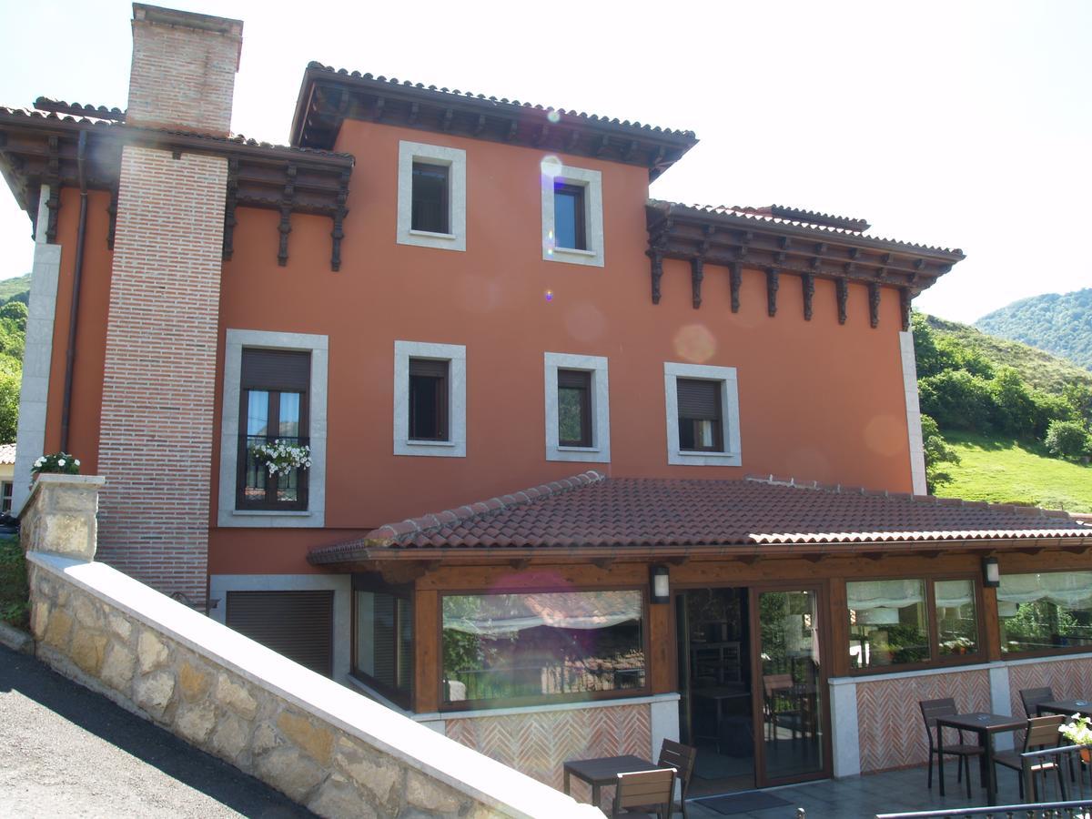 Hotel La Casona De Llerices กังกัส เด โอนิส ภายนอก รูปภาพ