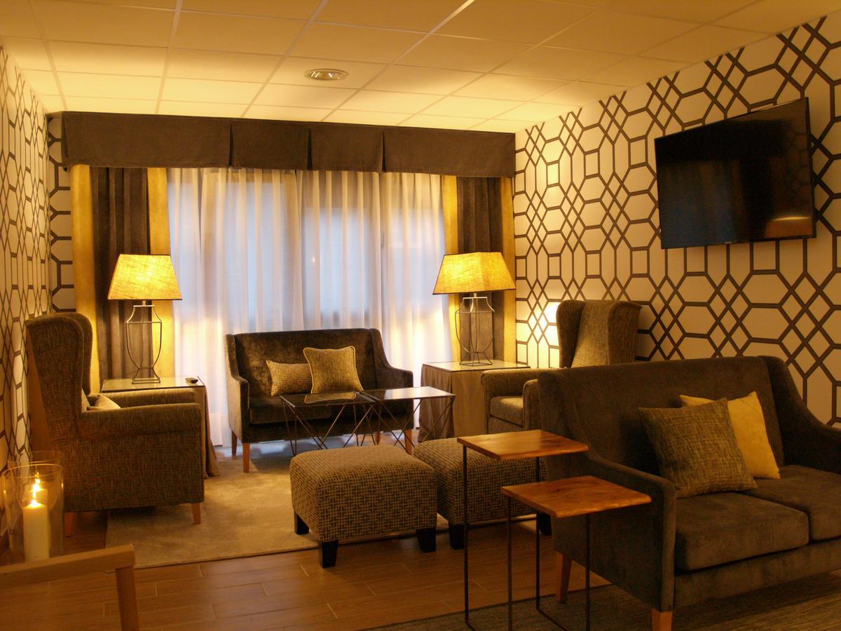 Hotel La Casona De Llerices กังกัส เด โอนิส ภายนอก รูปภาพ