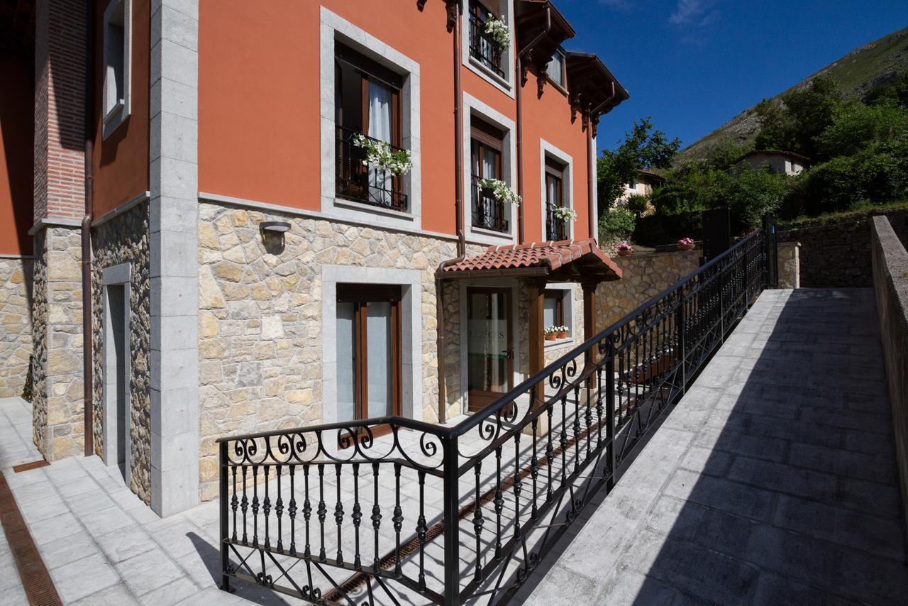 Hotel La Casona De Llerices กังกัส เด โอนิส ภายนอก รูปภาพ