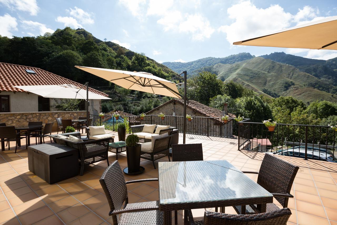 Hotel La Casona De Llerices กังกัส เด โอนิส ภายนอก รูปภาพ