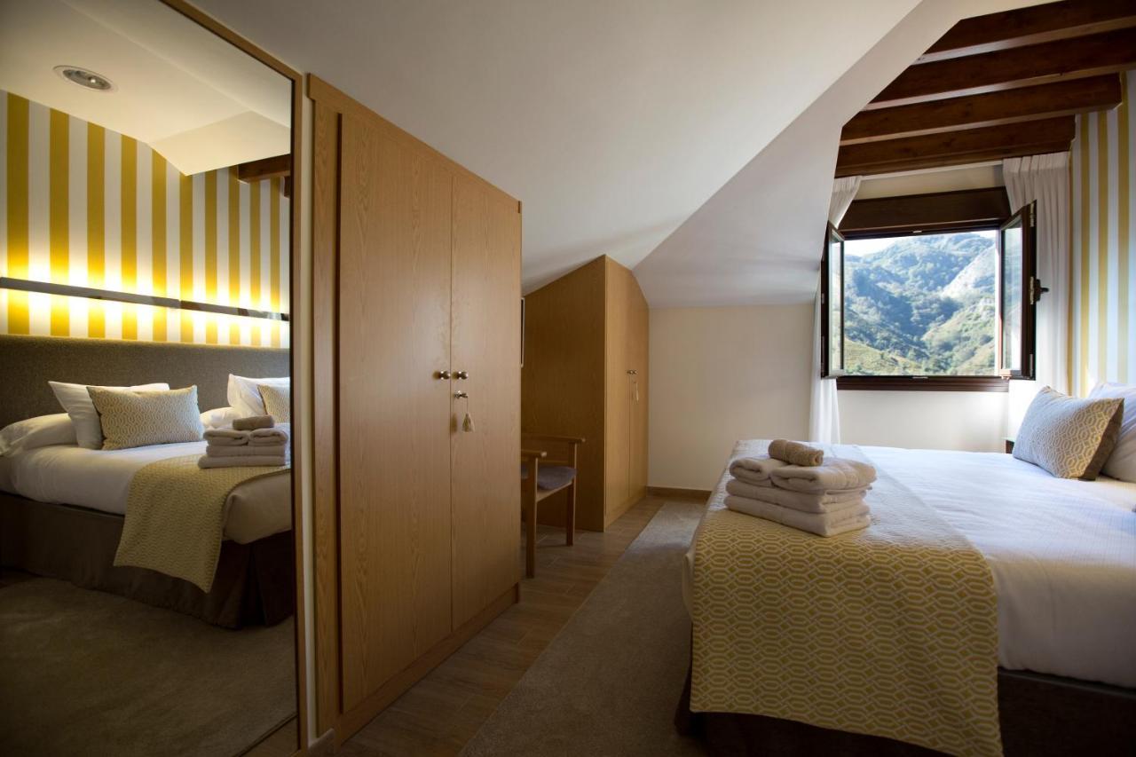 Hotel La Casona De Llerices กังกัส เด โอนิส ภายนอก รูปภาพ